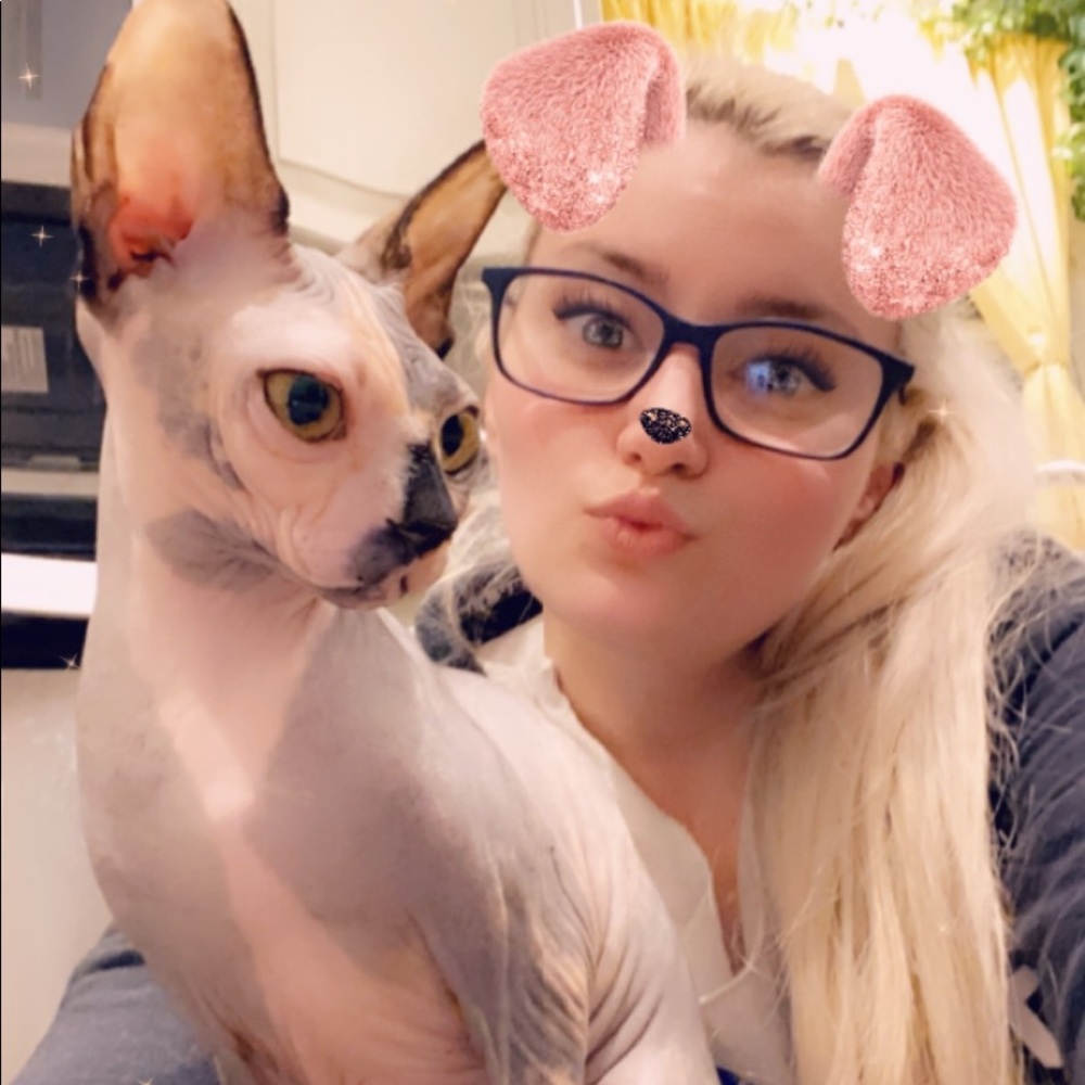 Meet your Posher, Jacquelyn